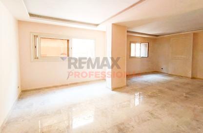 Apartment - 3 Bedrooms - 2 Bathrooms for sale in Abd Al Moneim Sanad St. - Ibrahimia - Hay Wasat - Alexandria