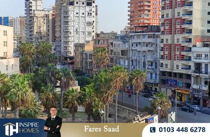 شقة - 3 غرف نوم - 1 حمام للايجار في الأزاريطة - حي وسط - الاسكندرية