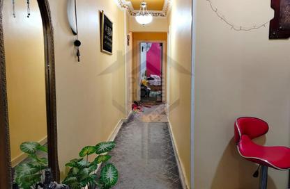 Apartment - 3 Bedrooms - 1 Bathroom for sale in Khaled Ibn Alwaleed St. - Sidi Beshr - Hay Awal El Montazah - Alexandria