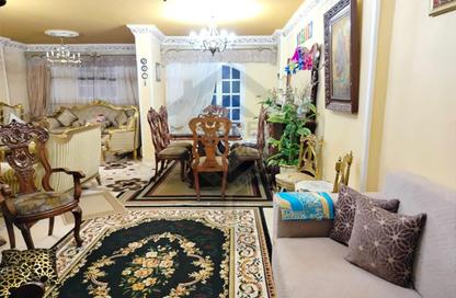 Apartment - 3 Bedrooms - 1 Bathroom for sale in Khaled Ibn Alwaleed St. - Sidi Beshr - Hay Awal El Montazah - Alexandria