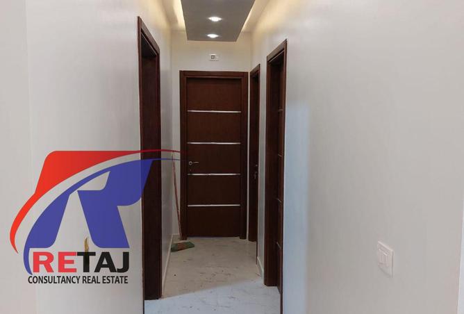 77061499 - Property Image 3