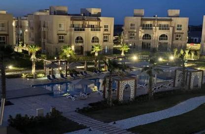 (بنتهاوس  (روف - 3 غرف نوم - 2 حمامات للبيع في جايا - راس الحكمة - الساحل الشمالي