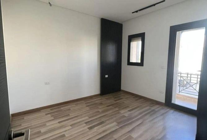 66702310 - صورة العقار 3