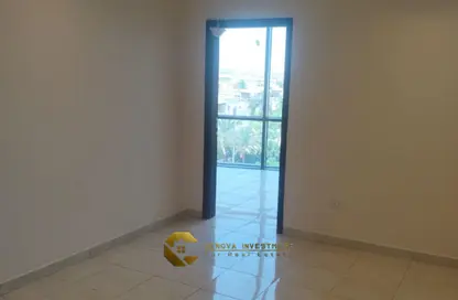 عيادة - 3 غرف نوم - 1 حمام للبيع في ريتزي - شارع الشباب - الشيخ زايد - الجيزة