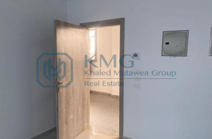 Office Space - Studio - 1 Bathroom for rent in V90 - North Teseen St. - The 5th Settlement - New Cairo City - Cairo