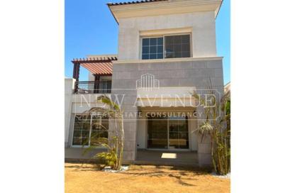 Villa - 4 - 4 for sale in Street Of Dreams - Uptown Cairo - Mokattam - Cairo
