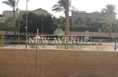 Apartment - 2 Bedrooms - 3 Bathrooms for sale in Aurora - Uptown Cairo - Mokattam - Cairo