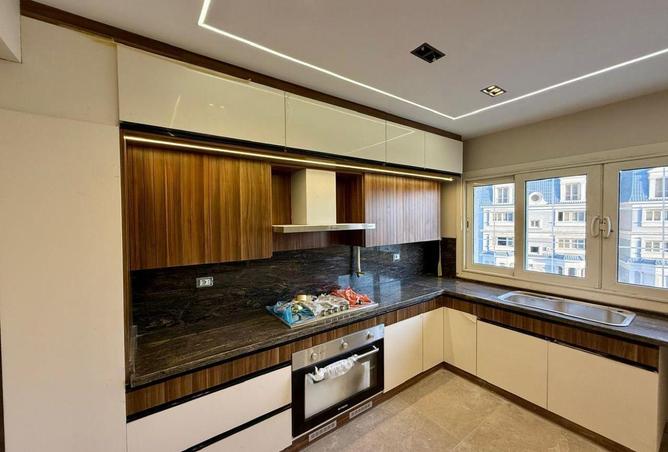 8570269 - Property Image 2