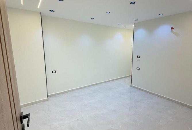 8692889 - صورة العقار 3