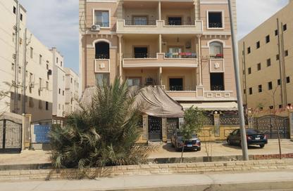 Apartment - 3 - 1 for sale in Neighborhood W - 2nd District West - Shorouk City - Cairo