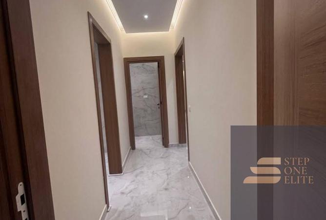 70098181 - صورة العقار 3