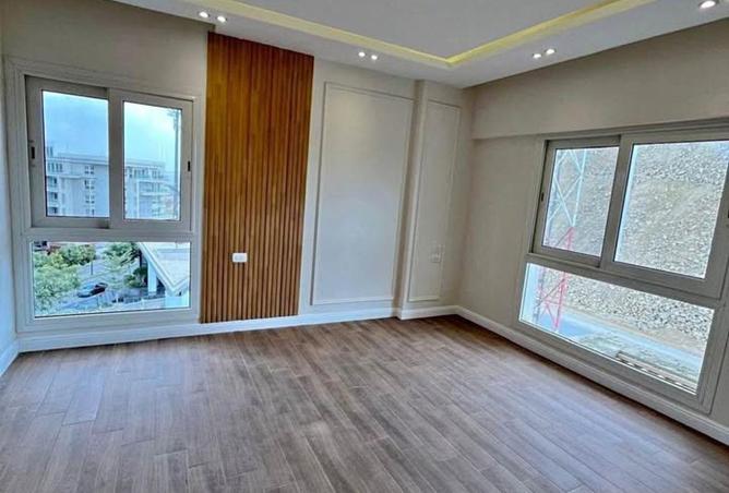 54745392 - صورة العقار 3