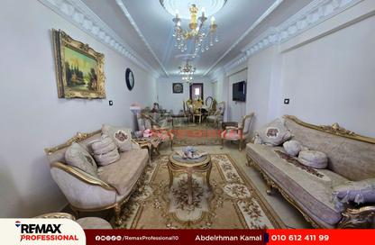 Apartment - 3 Bedrooms - 2 Bathrooms for sale in Al Delta St. - Sporting - Hay Sharq - Alexandria