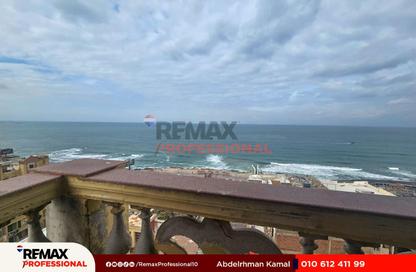 Apartment - 3 Bedrooms - 2 Bathrooms for sale in Al Delta St. - Sporting - Hay Sharq - Alexandria