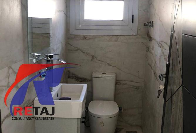 8652578 - Property Image 2