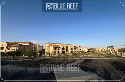 شقة - 2 غرف نوم - 2 حمامات للبيع في ايفى ريسيدنس - كمبوندات الشروق - مدينة الشروق - القاهرة