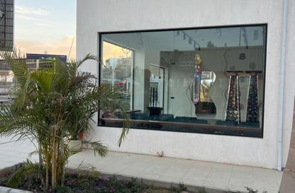 Shop - Studio - 1 Bathroom for rent in Waslet Dahshur Road - Sheikh Zayed City - Giza