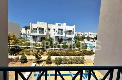 شاليه - 2 غرف نوم - 2 حمامات للبيع في ماونتن فيو راس الحكمة - راس الحكمة - الساحل الشمالي