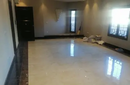 شقة - 3 غرف نوم - 3 حمامات للايجار في غرب الجولف - كمبوندات القطامية - القطامية - مدينة القاهرة الجديدة - القاهرة