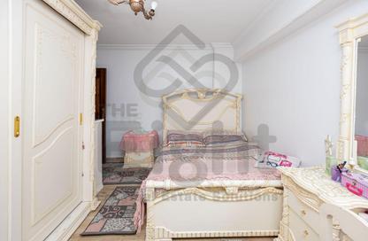 شقة - 3 غرف نوم - 1 حمام للبيع في شارع مصطفى كامل - السيوف - حي اول المنتزة - الاسكندرية شقة - 3 غرف نوم - 1 حمام للبيع في شارع مصطفى كامل - السيوف - حي اول المنتزة - الاسكندرية
