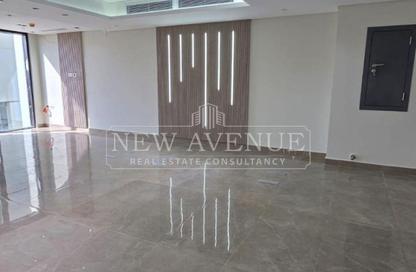 Office Space - Studio - 1 Bathroom for rent in Hyde Park Business District Mall - South Teseen St. - The 5th Settlement - New Cairo City - Cairo