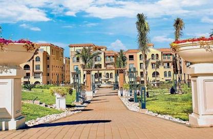 Apartment - 3 Bedrooms - 2 Bathrooms for sale in Al Shanzelize St. - Dream Land - Al Wahat Road - 6 October City - Giza