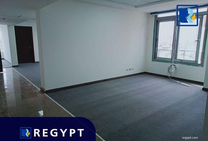 56242365 - صورة العقار 2