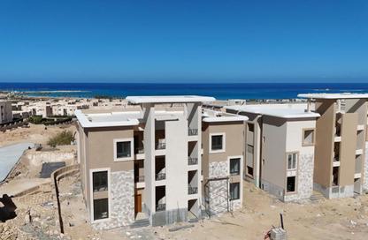 Chalet - 2 Bedrooms - 2 Bathrooms for sale in Koun - Ras Al Hekma - North Coast