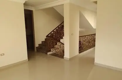 فيلا - 5 غرف نوم - 6 حمامات للايجار في كايرو فيستيفال سيتى - المستثمرين الشمالية - مدينة القاهرة الجديدة - القاهرة