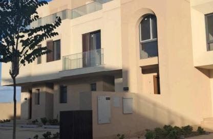 Townhouse - 3 Bedrooms - 4 Bathrooms for sale in Vye Sodic - New Zayed City - Sheikh Zayed City - Giza