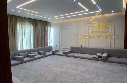 Apartment - 2 Bedrooms - 2 Bathrooms for rent in Lake View Residence - 5th Settlement Compounds - The 5th Settlement - New Cairo City - Cairo