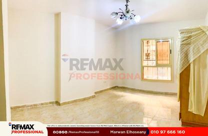 Apartment - 3 Bedrooms - 2 Bathrooms for sale in Royal Plaza - El Montazah - Hay Than El Montazah - Alexandria