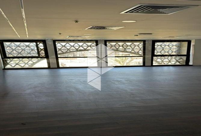 100928882 - Property Image 3