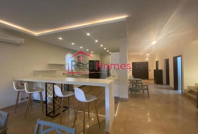 8405674 - Property Image 3