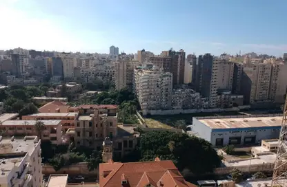 Apartment - 2 Bedrooms - 1 Bathroom for sale in Zezenia - Hay Sharq - Alexandria