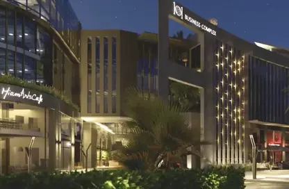 محل تجاري - استوديو - 1 حمام للبيع في مول وان أو وان - الشيخ زايد - الجيزة