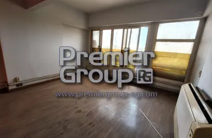 Apartment - 3 Bedrooms - 2 Bathrooms for sale in Street 217 - Degla - Hay El Maadi - Cairo