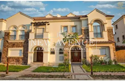 Villa - 3 Bedrooms - 4 Bathrooms for sale in Divina Gardens - 3rd District West - Shorouk City - Cairo
