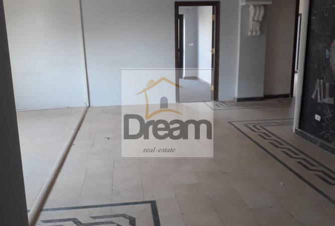 57243763 - Property Image 2