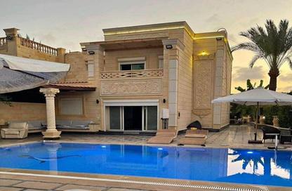 Villa - 4 Bedrooms - 4 Bathrooms for sale in Hood 1 St. - Green Belt - 6 October City - Giza