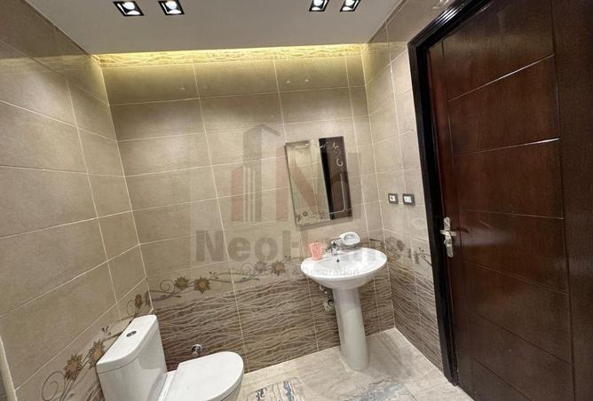 97996487 - Property Image 2
