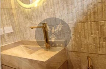 Apartment - 3 Bedrooms - 2 Bathrooms for sale in Hyde Park - New Cairo City - Cairo