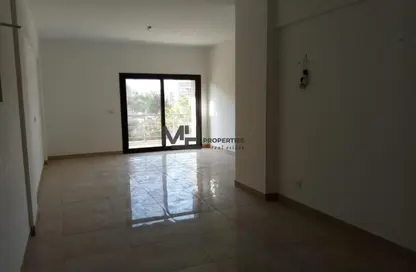 شقة - 3 غرف نوم - 2 حمامات للايجار في مون ريزيدنس - فيفث سكوير - التجمع الخامس - مدينة القاهرة الجديدة - القاهرة