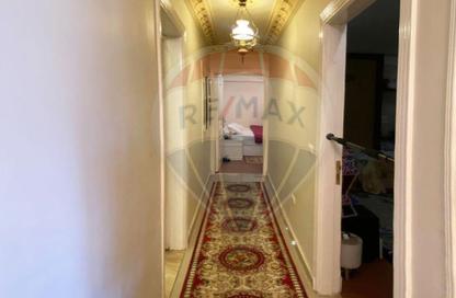 Apartment - 2 Bedrooms - 1 Bathroom for sale in El Riada School St. - Smouha - Hay Sharq - Alexandria