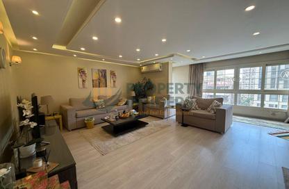 Apartment - 3 - 2 for sale in Geziret Al Arab St. (El Mohandes Mohamed Hassan Helmy) - Mohandessin - Giza Apartment - 3 - 2 for sale in Geziret Al Arab St. (El Mohandes Mohamed Hassan Helmy) - Mohandessin - Giza