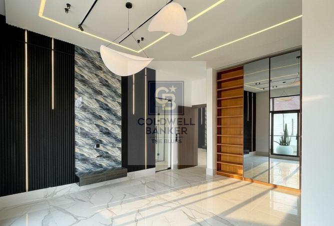 8569560 - Property Image 2