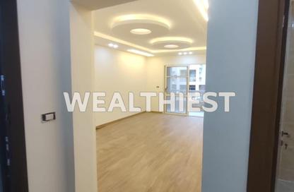 شقة - 3 - 3 للبيع في B10 - مدينتي - القاهرة