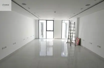 Office Space - Studio - 1 Bathroom for rent in Hyde Park Business District Mall - South Teseen St. - The 5th Settlement - New Cairo City - Cairo