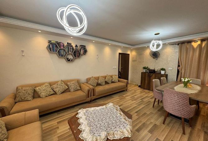 8696697 - صورة العقار 2