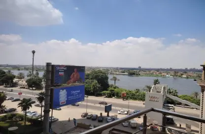 Apartment - 3 Bedrooms - 2 Bathrooms for sale in Cornish El Nile St. - Maadi - Hay El Maadi - Cairo